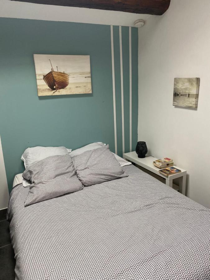 Studio meublé 5 mn de la gare 10 mn des plages Sète Esterno foto